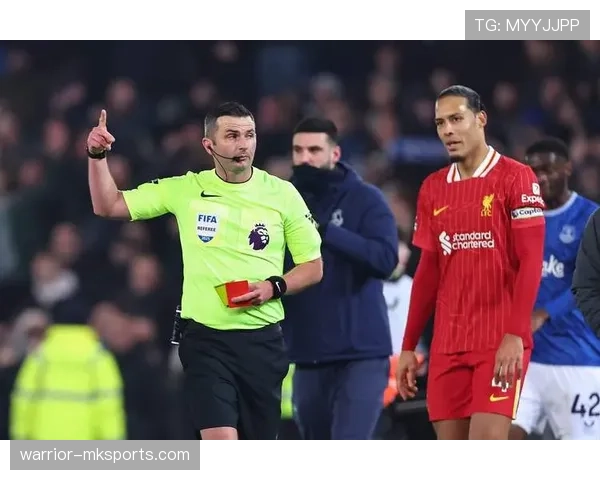 场外暴力行为为何仍会被红牌罚下？规则如何界定？